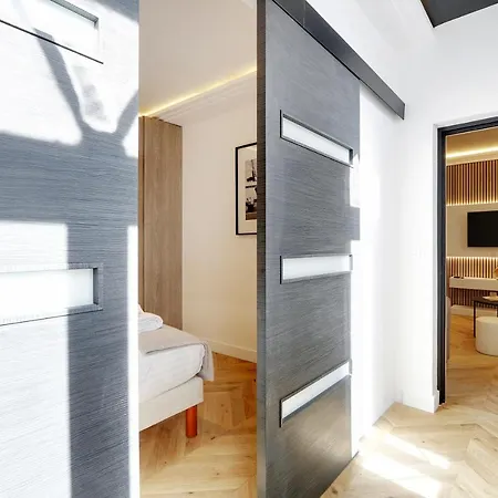 Off Majesti Upper Marais Apartment- Rue Du Faubourg Saint-martin Apartment *