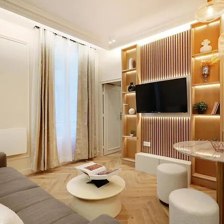 Off Majesti Upper Marais Apartment- Rue Du Faubourg Saint-martin Apartment *